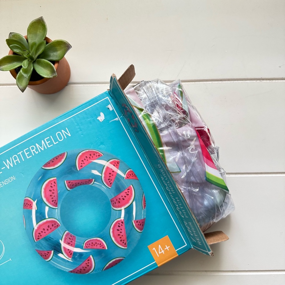Watermelon Pattern Inflatable Pool Tube - Picture 3 of 5